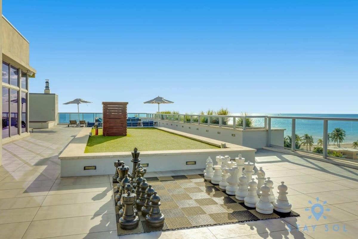 Rooftop Pool - Ocean View Balcony - Hollywood Beach Exterior photo