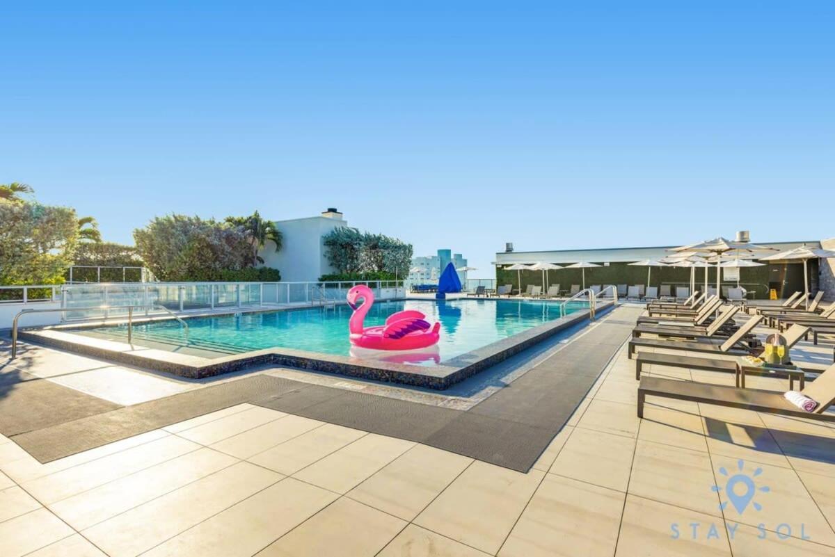 Rooftop Pool - Ocean View Balcony - Hollywood Beach Exterior photo