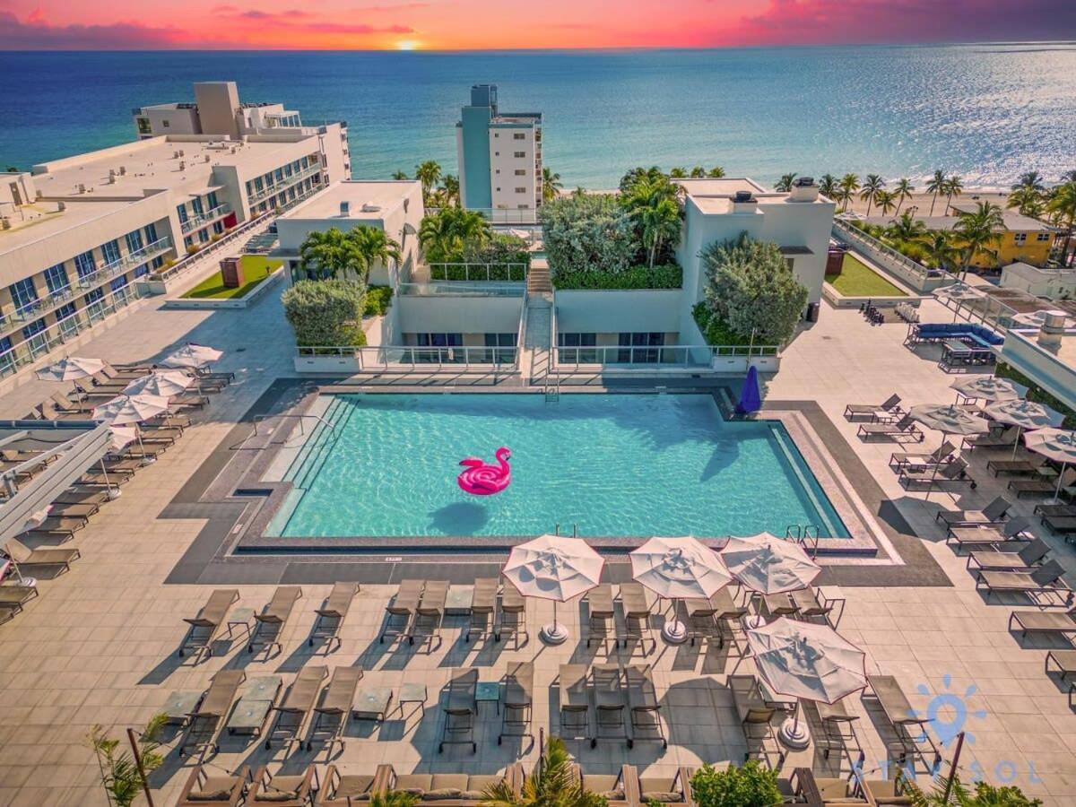 Rooftop Pool - Ocean View Balcony - Hollywood Beach Exterior photo